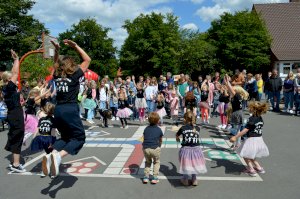 Erster Auftritt der Tanzsterne