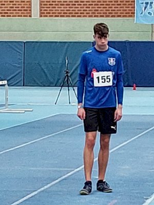 Erfolgreiche Hallen-Landesmeisterschaften in Hannover - Philipp Brinkers neuer Landesmeister im Hochsprung