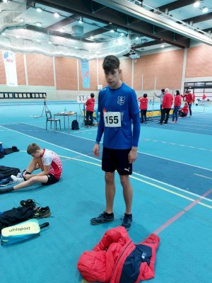 Erfolgreiche Hallen-Landesmeisterschaften in Hannover - Philipp Brinkers neuer Landesmeister im Hochsprung