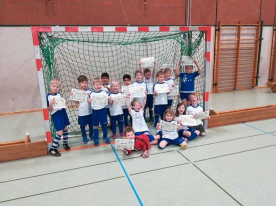 Mini-Kicker starten ins Jahr 2018